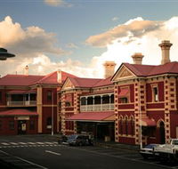 Historic Walk Through Mort Estate - ACT Tourism