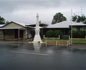 Finch Hatton War Memorial - ACT Tourism 0
