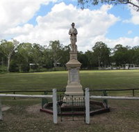 Apple Tree Creek War Memorial - ACT Tourism