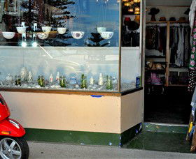 Flying Fishes - ACT Tourism 0