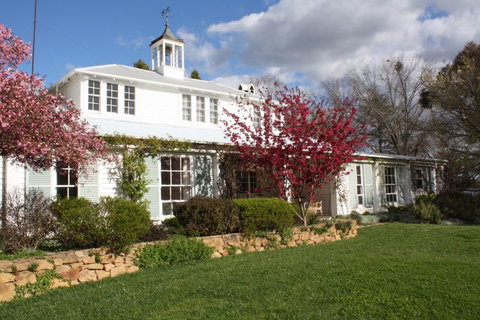 Markdale - Edna Walling Garden - ACT Tourism 4