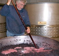 Mundoonen Winery - ACT Tourism