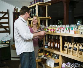 Poachers Pantry And Wily Trout Vineyard - ACT Tourism 4