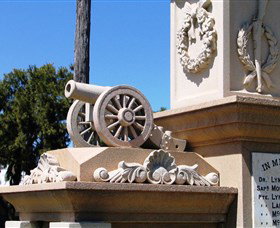 Boer War Memorial And Park, Allora - ACT Tourism 2