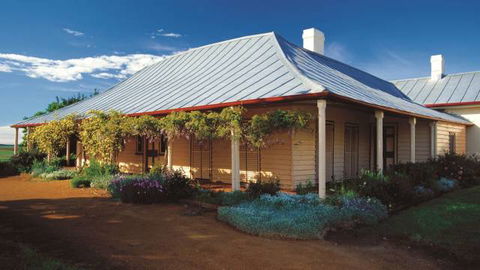 Cooma Cottage - ACT Tourism 1