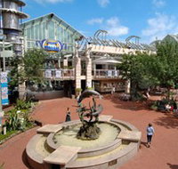 Warringah Mall - ACT Tourism