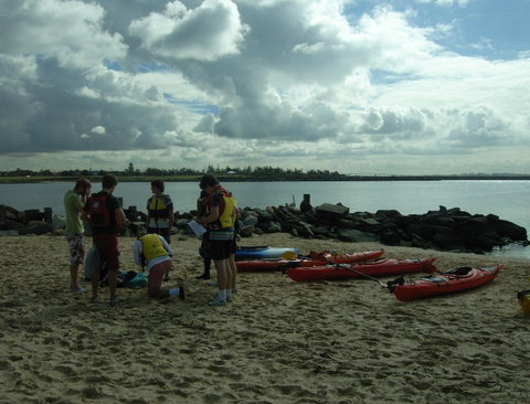 Newcastle Kayak Tours - ACT Tourism 3