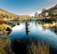 Fly Fishing Tumut - ACT Tourism