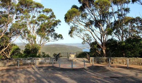 Staples Lookout - ACT Tourism 0