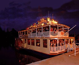 Nepean Belle Paddlewheeler - ACT Tourism 4