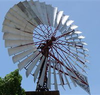 Barcaldine Windmill - ACT Tourism