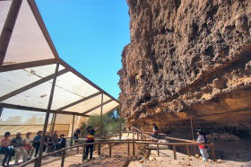 Ngaut Ngaut Aboriginal Site - ACT Tourism 1