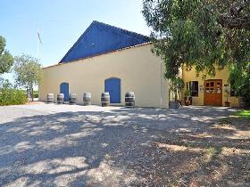 Currency Creek Winery And Restaurant - ACT Tourism 1