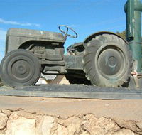 Ferguson Tractor Monument - ACT Tourism