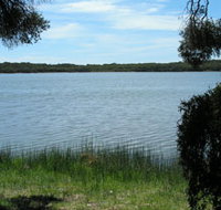 Lake Fellmongery Ski Lake - ACT Tourism