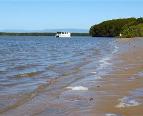 Taylors Beach - ACT Tourism 1