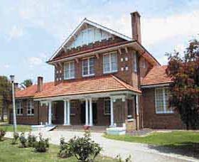 Hay War Memorial High School Museum - ACT Tourism 0