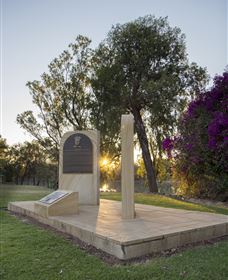 St George Pilots Memorial - ACT Tourism 0