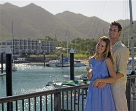 Nelly Bay - ACT Tourism 1