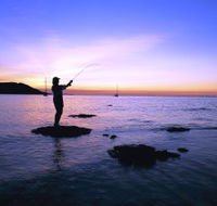 Fishing at Magnetic Island - ACT Tourism