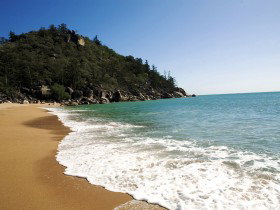 Horseshoe Bay - ACT Tourism 0