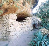 Hermits Caves and Lookout - ACT Tourism