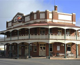 Royal Hotel Weethalle - ACT Tourism 0
