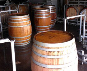 Red Earth Estate Vineyard - ACT Tourism 7