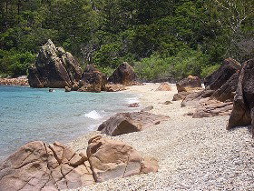 Blue Pearl Bay - ACT Tourism 1