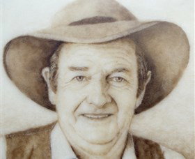 Greens Gunyah Museum - ACT Tourism 3