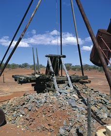 Paynes Find Gold Battery And Museum - ACT Tourism 0