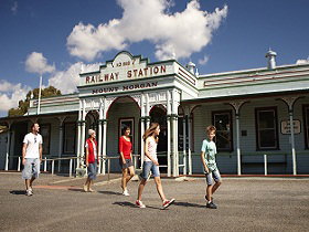 Mount Morgan Railway Museum - ACT Tourism 0