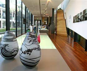 National Art Glass Collection - ACT Tourism 2