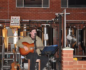 Thirsty Crow Brewery - ACT Tourism 4