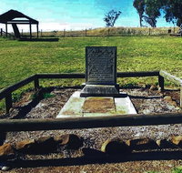 Yuranighs Aboriginal Grave Historic Site - ACT Tourism