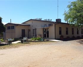 The Farmers Inn At Burrumbuttock - ACT Tourism 1