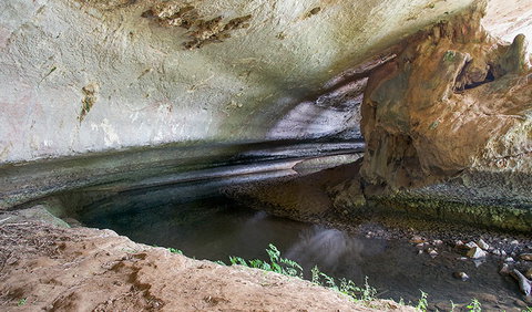 Verandah Cave - ACT Tourism 3
