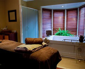 Yindi Day Spa - ACT Tourism 1