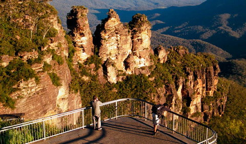 Echo Point Lookout (Three Sisters) - ACT Tourism 0