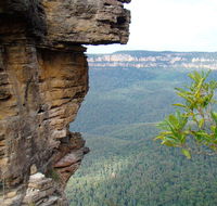 Three Sisters - Honeymoon Bridge - ACT Tourism