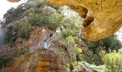 Three Sisters - Honeymoon Bridge - ACT Tourism 1
