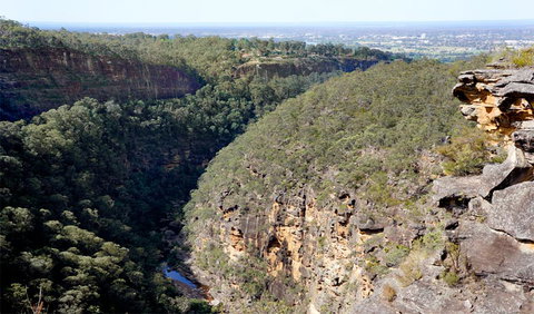 Glenbrook Gorge Track - ACT Tourism 0