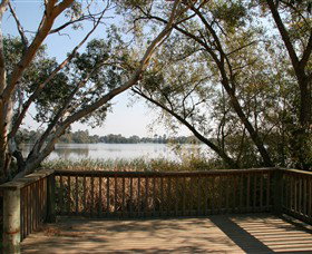 Sale Common Wetlands - ACT Tourism 1