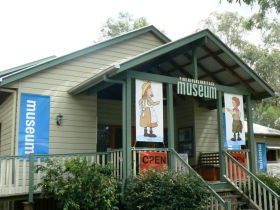 Whiteside QLD ACT Tourism
