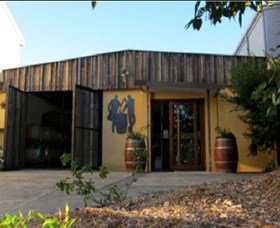 Inner City Winemakers - ACT Tourism 0