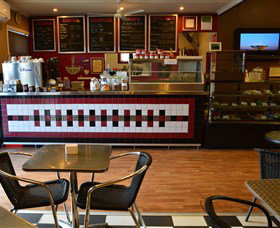 Shoalhaven Fine Art And Framing - ACT Tourism 2