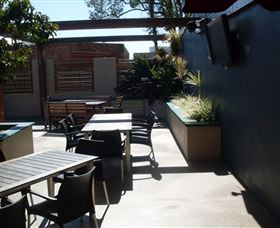 Tattersalls Hotel - Casino - ACT Tourism 3