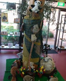 Taree Craft Centre - ACT Tourism 0