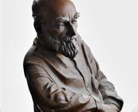 Damien Lucas Sculpture And Design - ACT Tourism 4