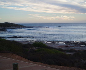 Jakes Point - ACT Tourism 0